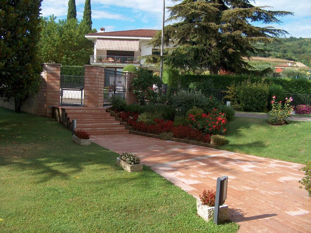 B&B La Grola San Martino Buon Albergo Room photo